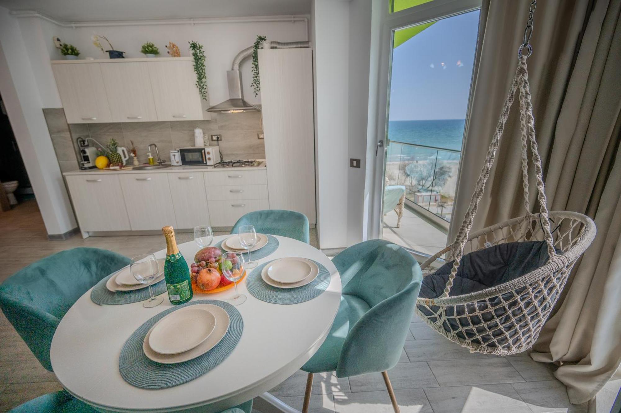 מאמאיה Sara Blu Apartment Spa And Pool Beach Resort מראה חיצוני תמונה